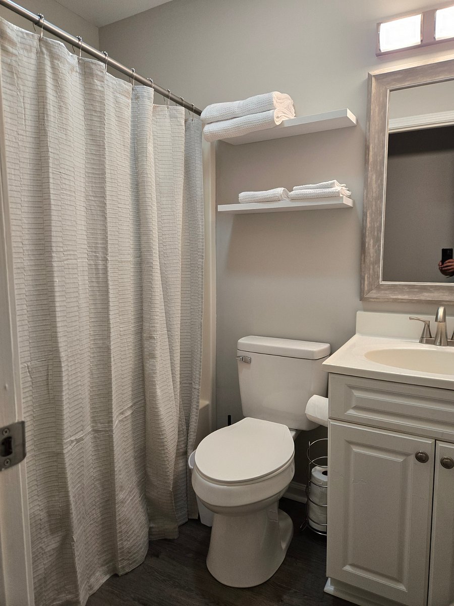 Furnished Finder property 878706_1 photo 9