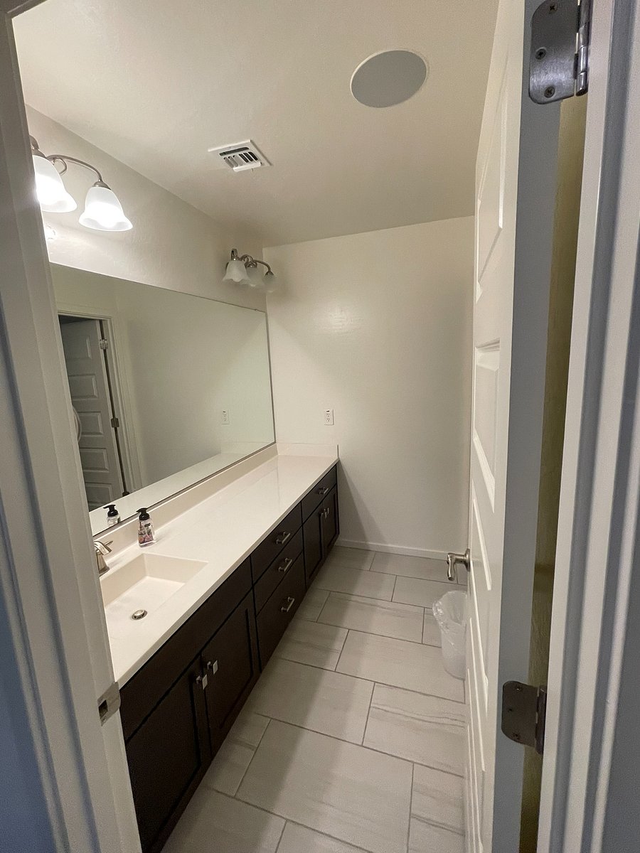 Furnished Finder property 878710_1 photo 25