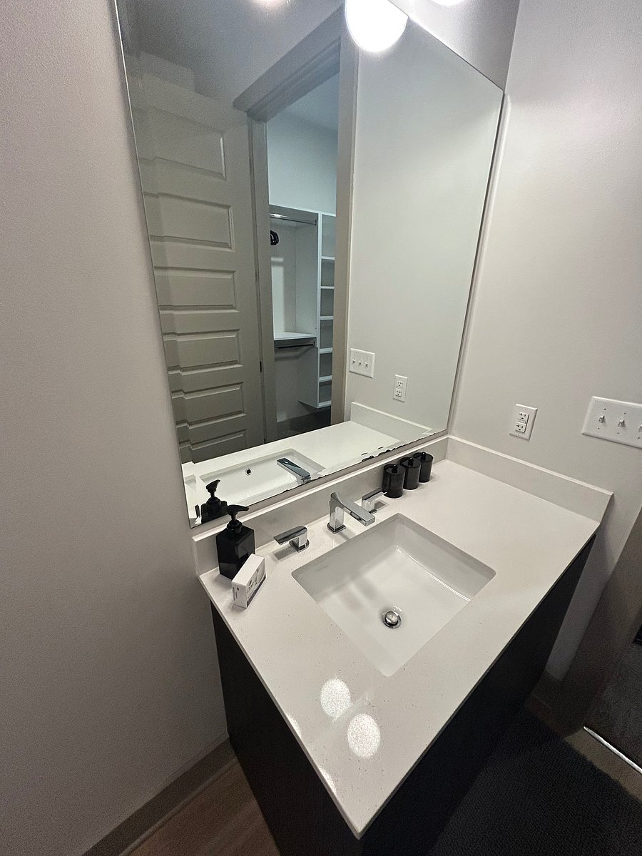 Furnished Finder property 878715_1 photo 16