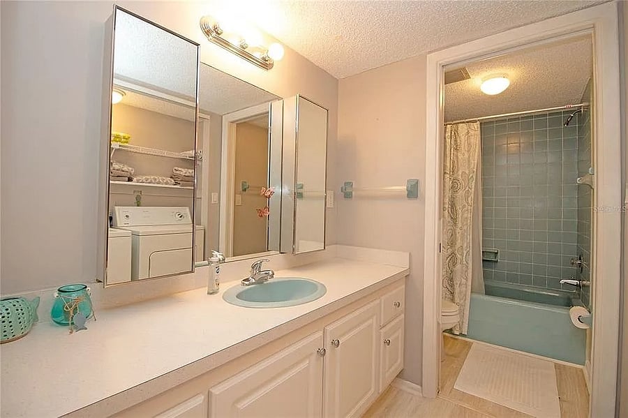 Furnished Finder property 878718_1 photo 11