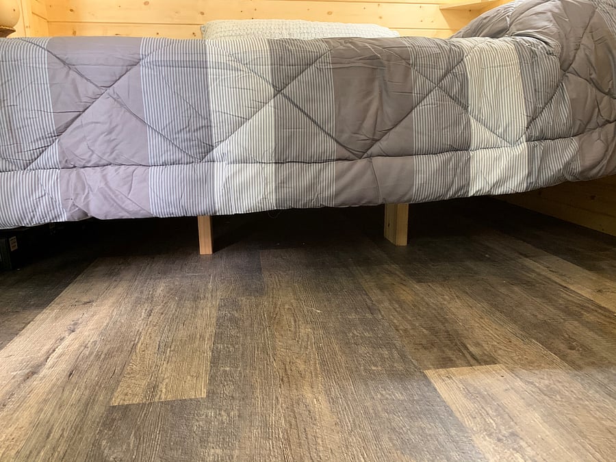 LOTS of space under bed