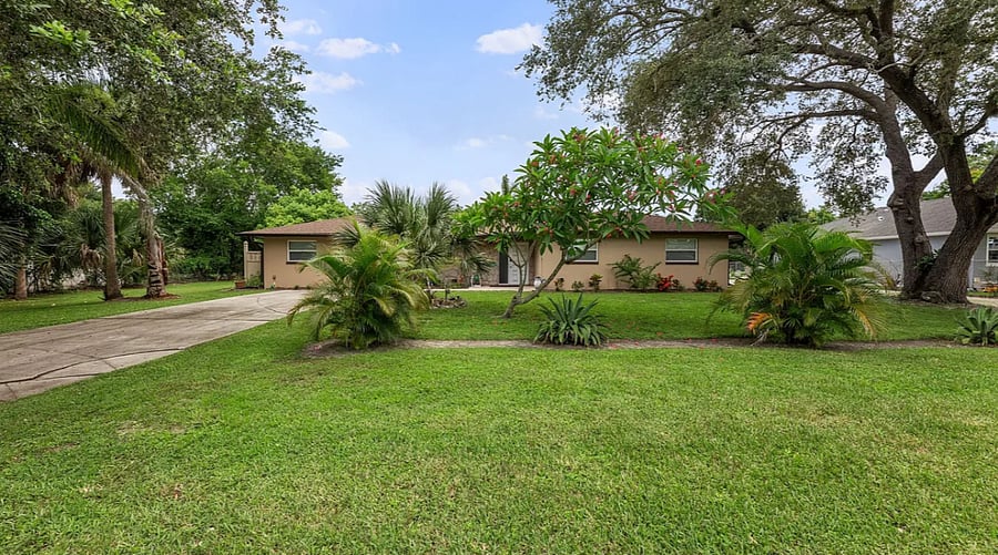 Furnished Finder property 878727_1 photo 3