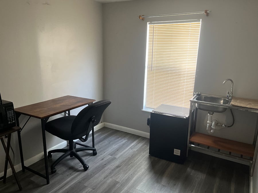 Furnished Finder property 878749_1 photo 3