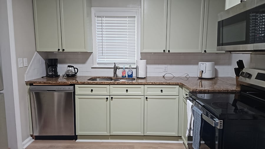 Furnished Finder property 878810_1 photo 3