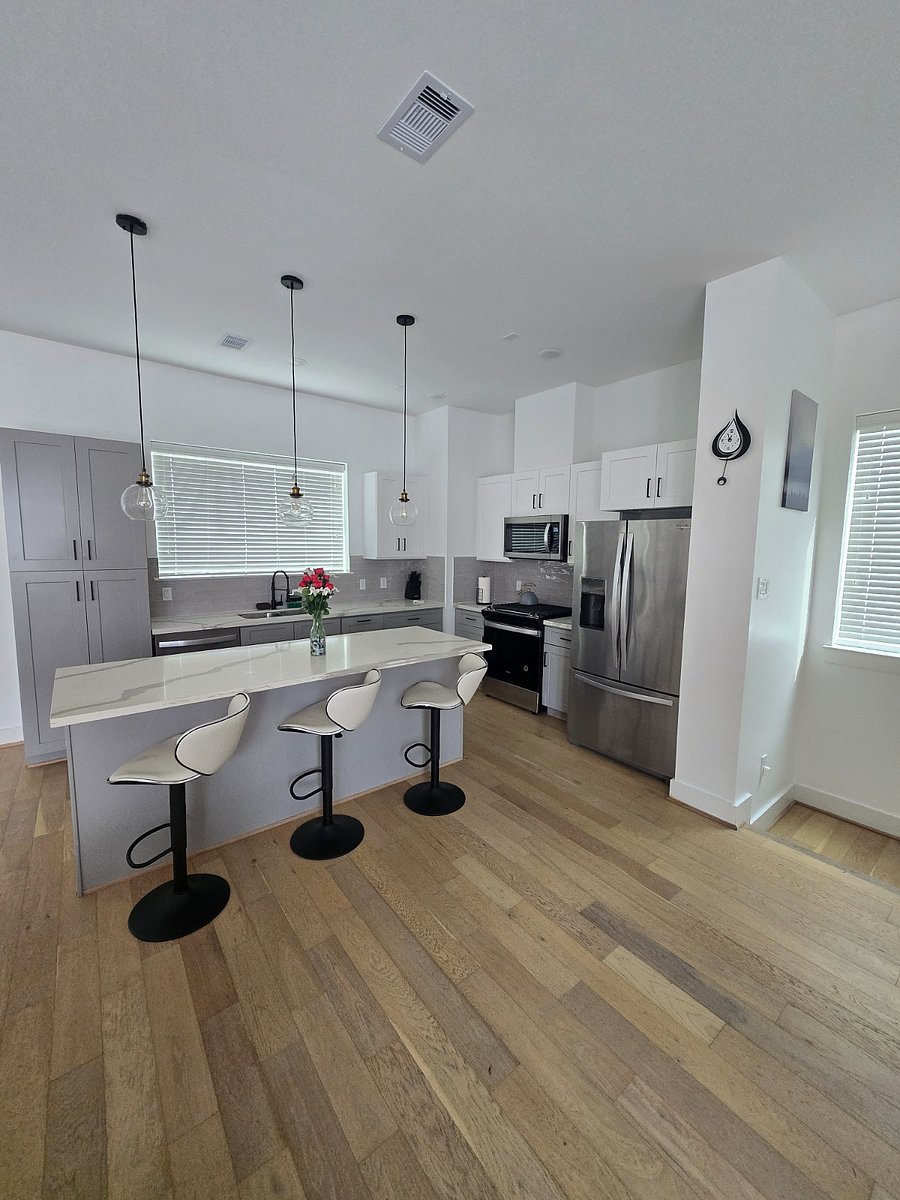 Furnished Finder property 878827_1 photo 10