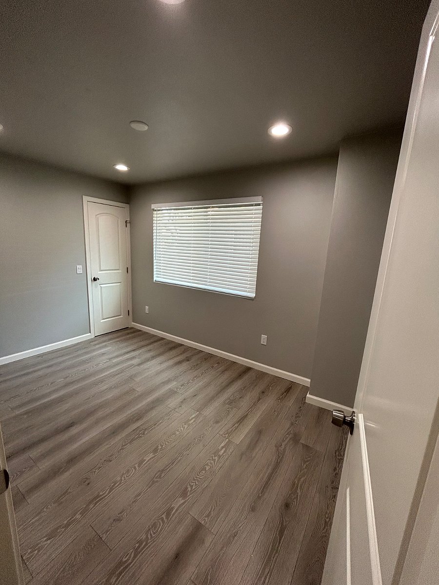Furnished Finder property 878840_1 photo 4