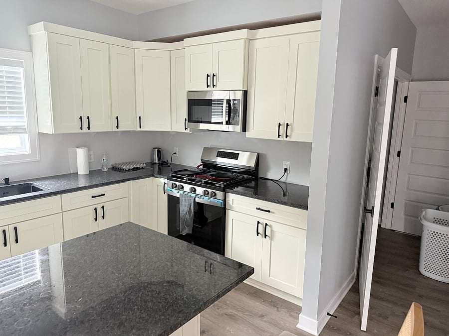 Furnished Finder property 878853_1 photo 3