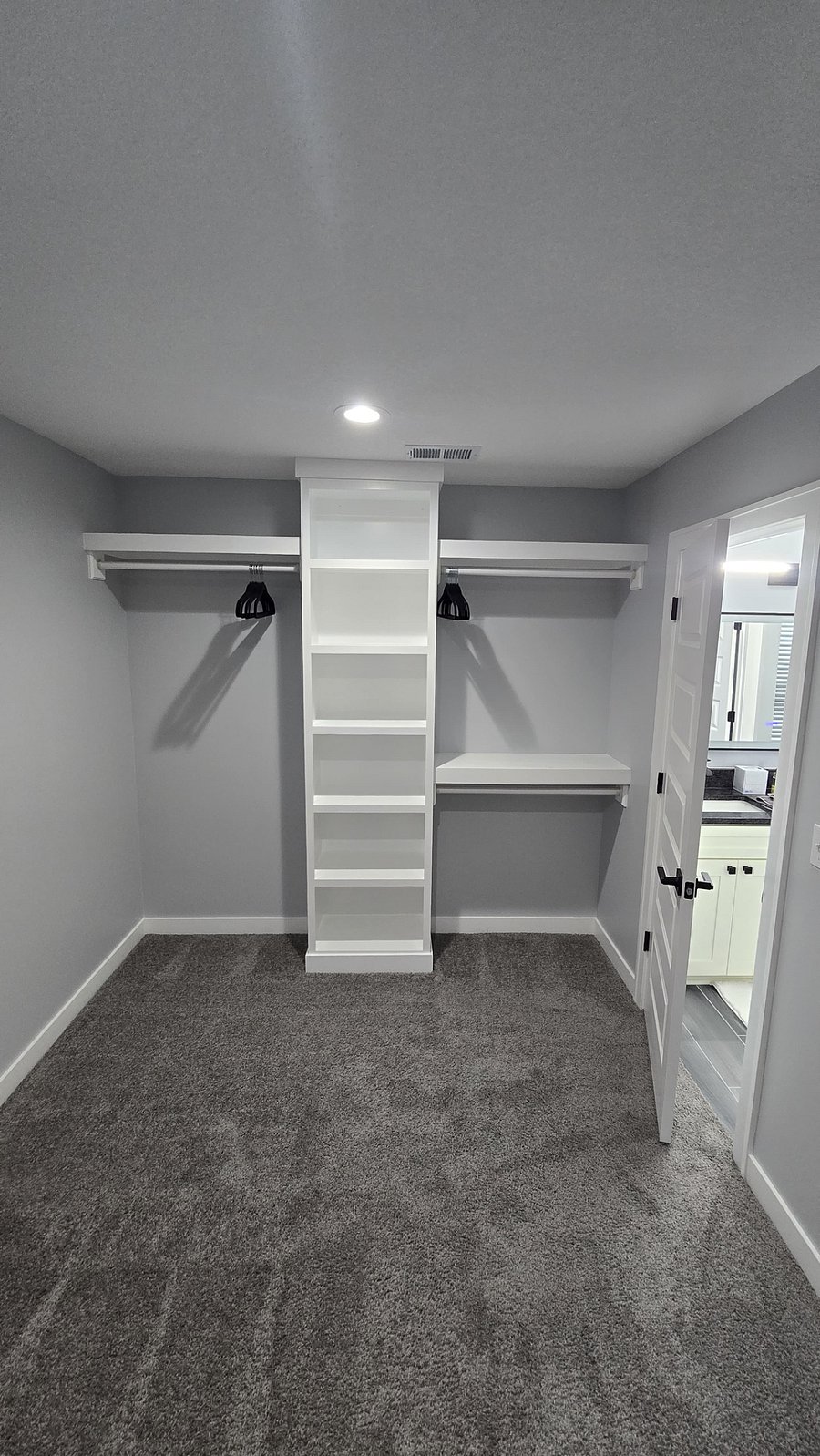 Furnished Finder property 878853_1 photo 21