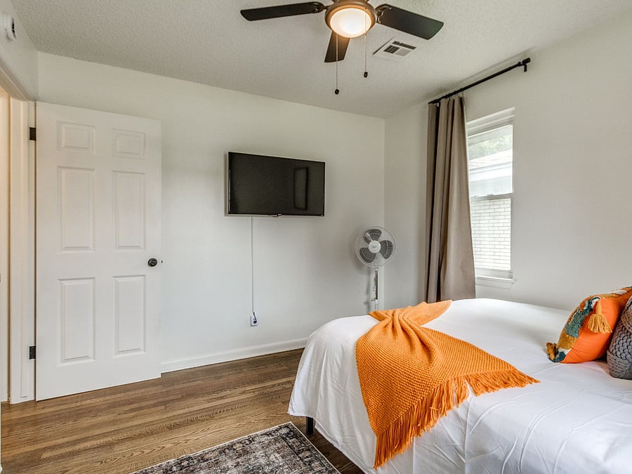 Furnished Finder property 878854_1 photo 17