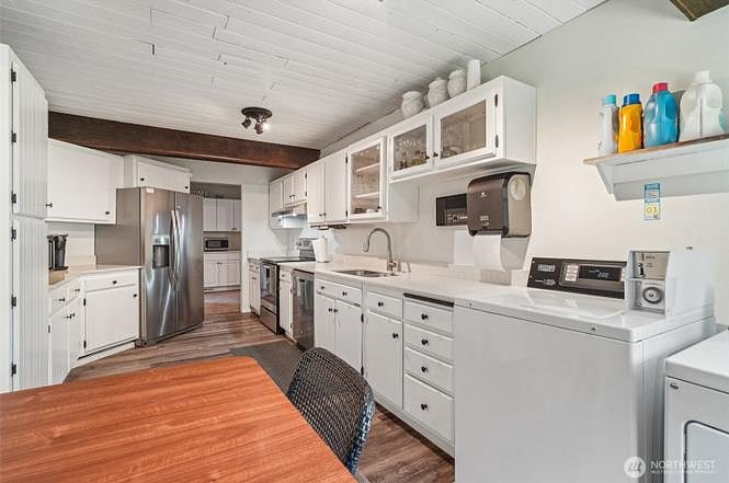 Furnished Finder property 878887_1 photo 8