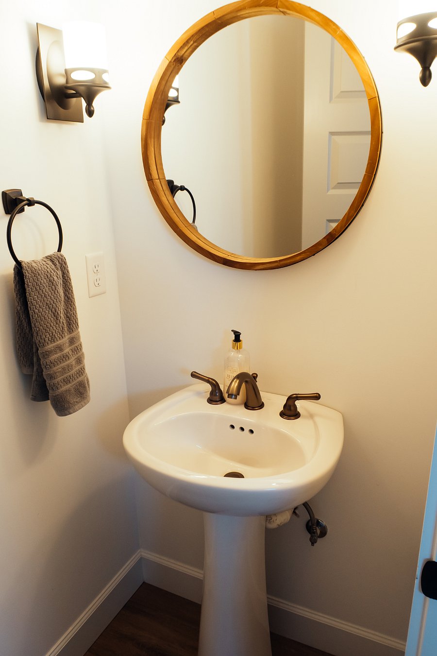 Furnished Finder property 878911_1 photo 27