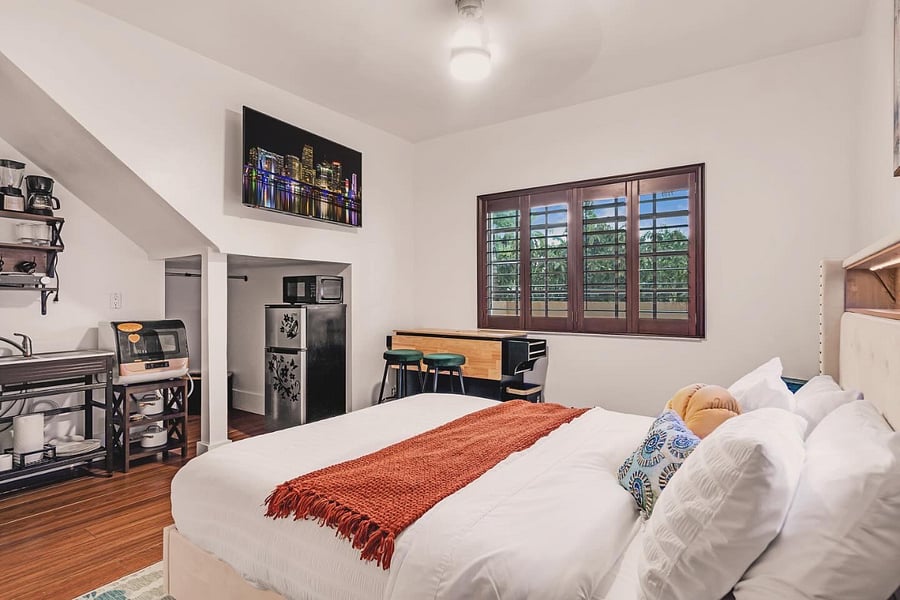 Furnished Finder property 878925_1 photo 4
