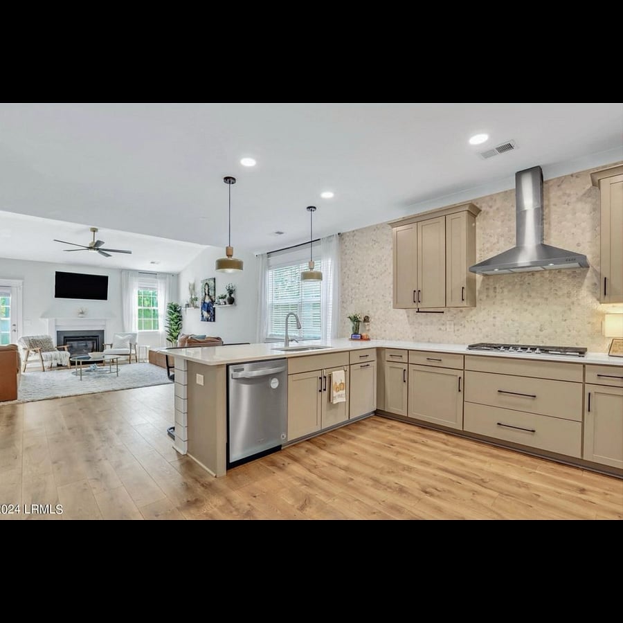 Furnished Finder property 878937_1 photo 7
