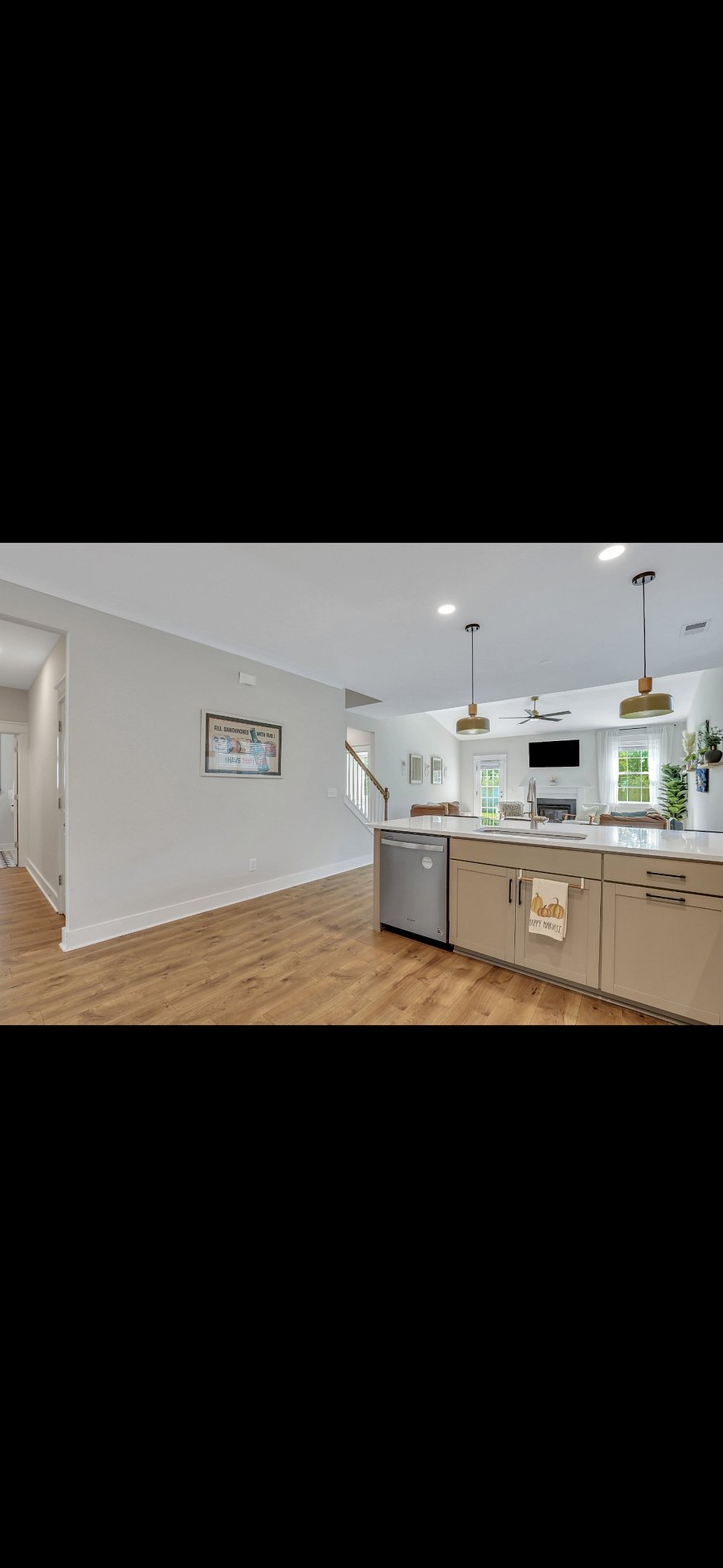 Furnished Finder property 878937_1 photo 16