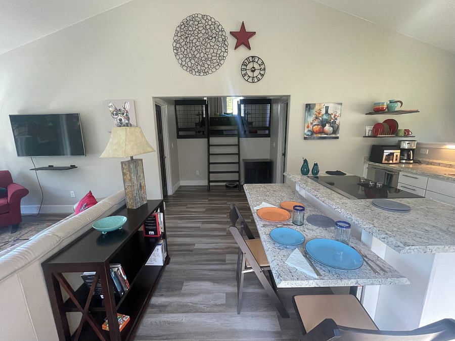 Furnished Finder property 878955_1 photo 9