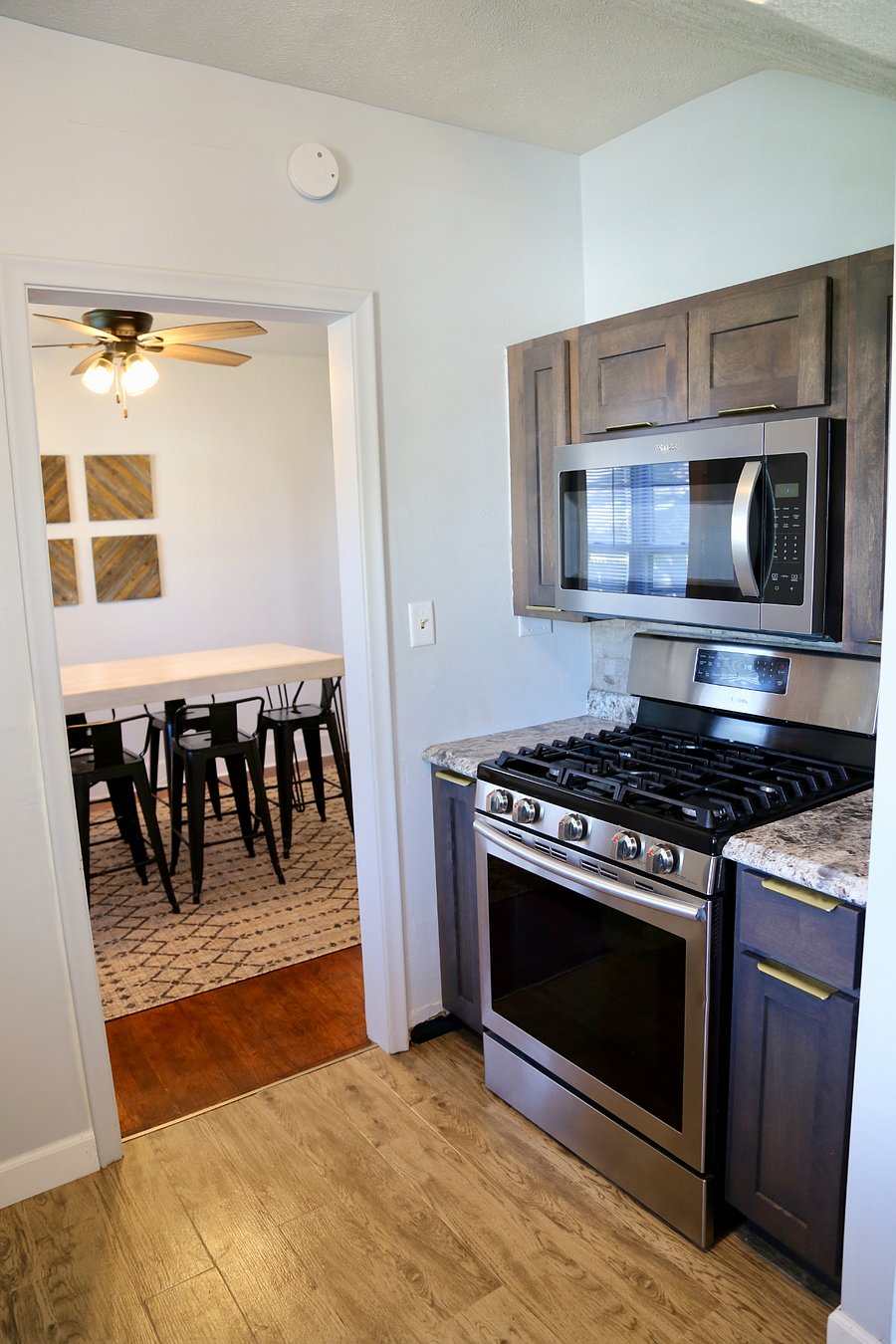 Furnished Finder property 878981_1 photo 18