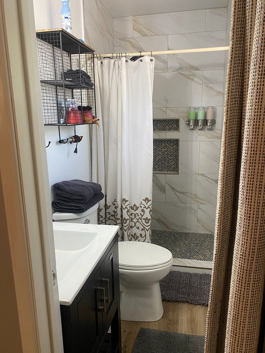 Master Bath Ensuite