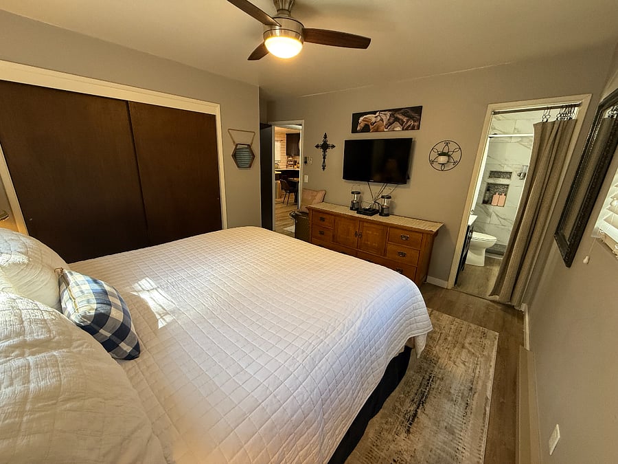 Furnished Finder property 878999_1 photo 10