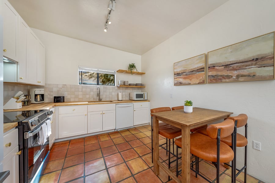 Furnished Finder property 879017_1 photo 18