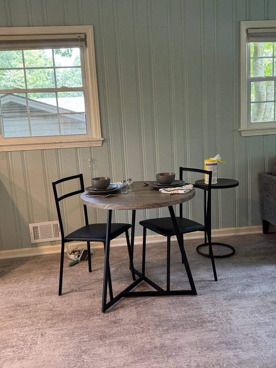 Dining for 2