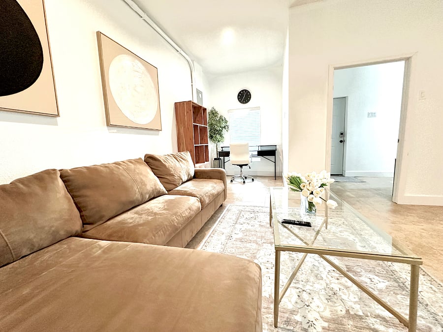 Furnished Finder property 879038_1 photo 6