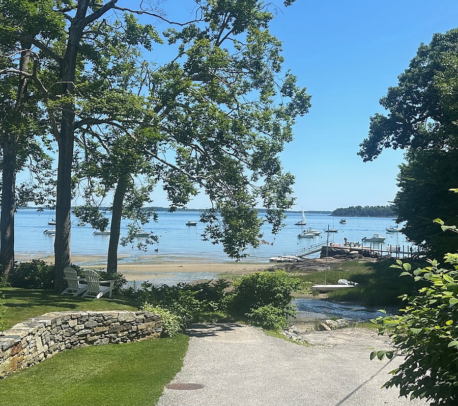 Entrance to Underwood Cove/Beach at the bottom of the street. 