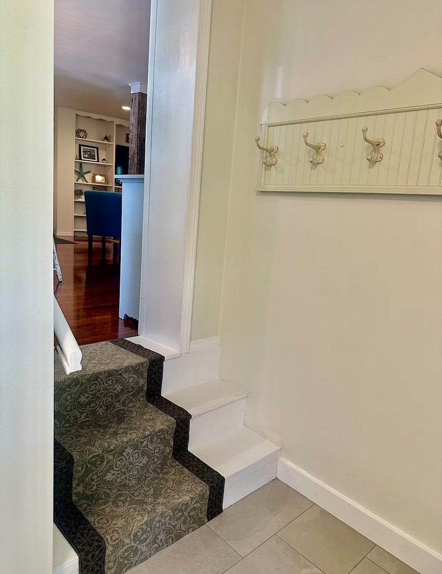Entry into the cottage from the mudroom entrance