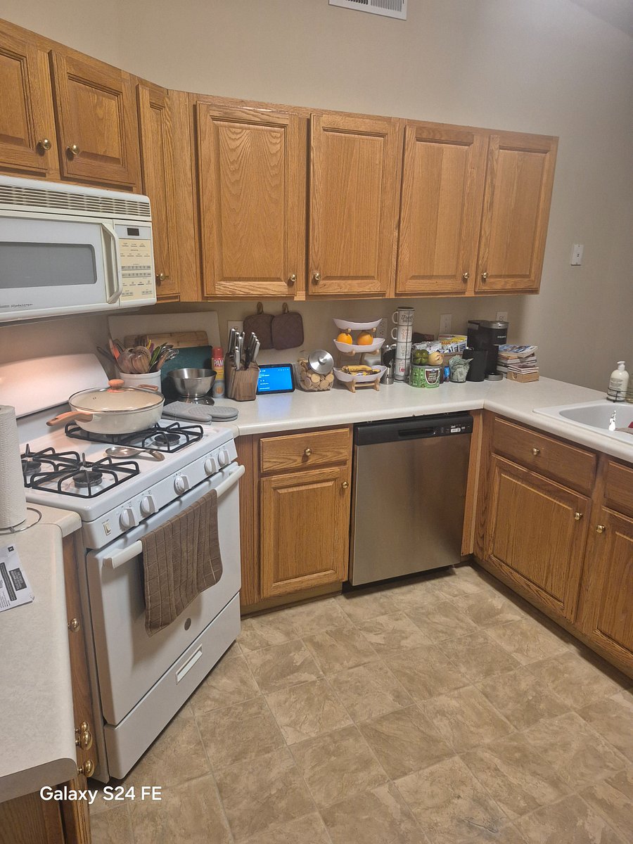 Furnished Finder property 879131_1 photo 3