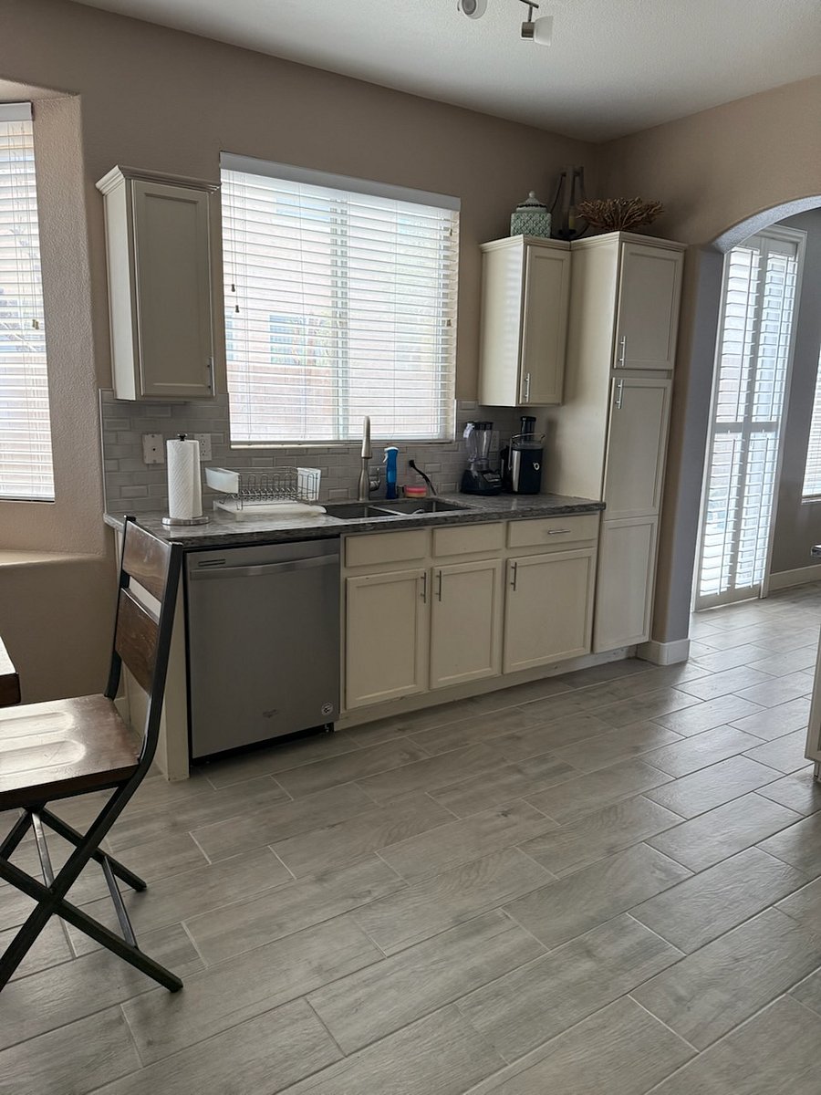 Furnished Finder property 879135_1 photo 8