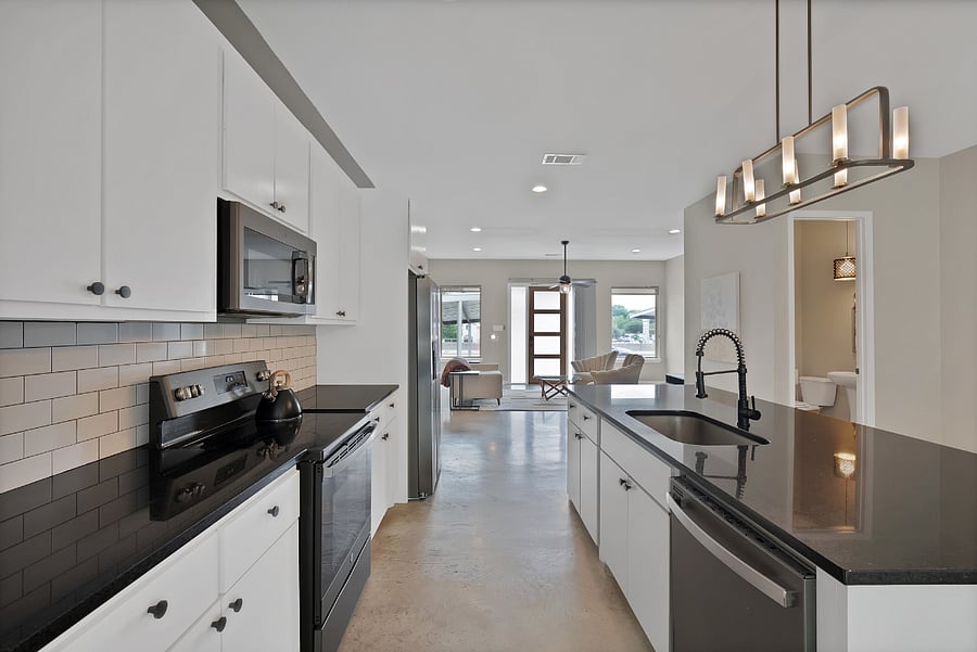 Furnished Finder property 879180_1 photo 3