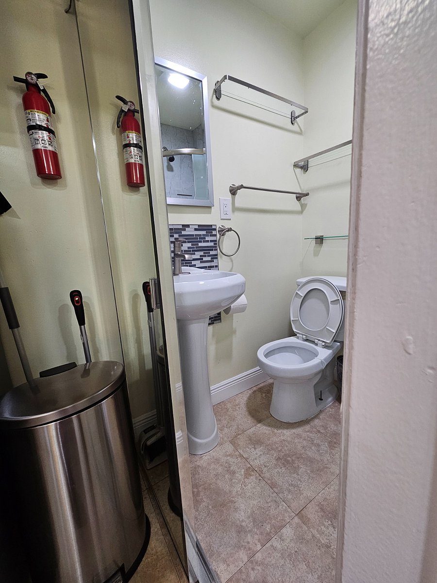 Furnished Finder property 879225_1 photo 9