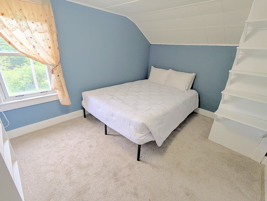 Bedroom #1 Queen Bedroom
