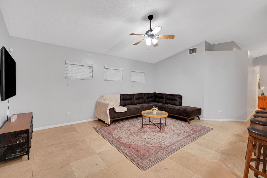Furnished Finder property 879273_1 photo 3