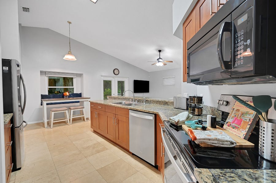 Furnished Finder property 879273_1 photo 6