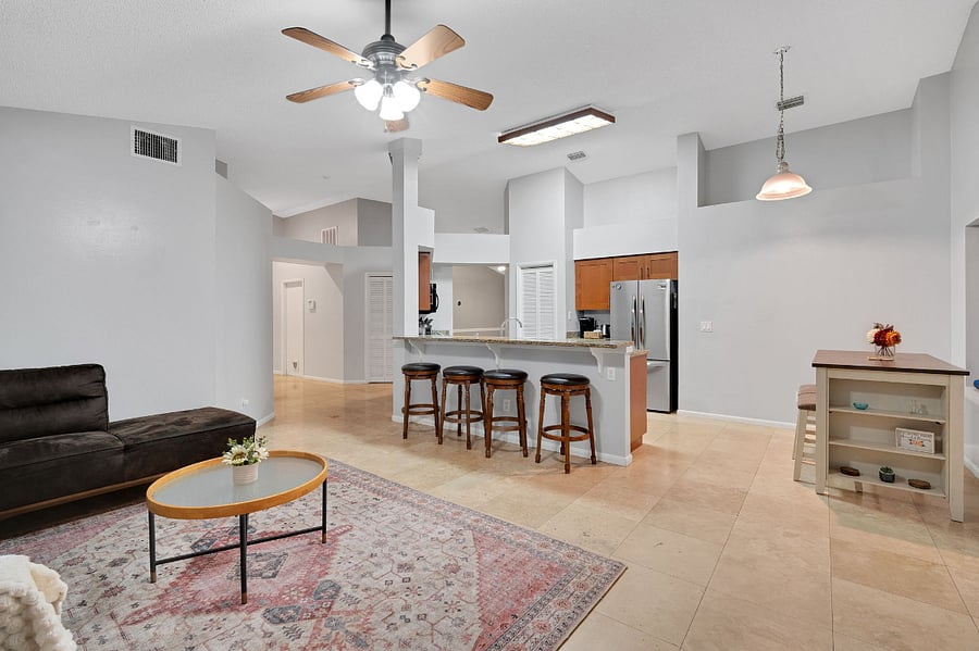 Furnished Finder property 879273_1 photo 2