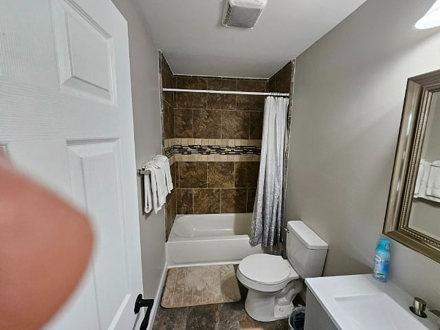 Furnished Finder property 879280_2 photo 7