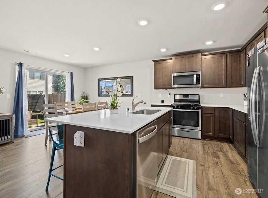 Furnished Finder property 879362_1 photo 3