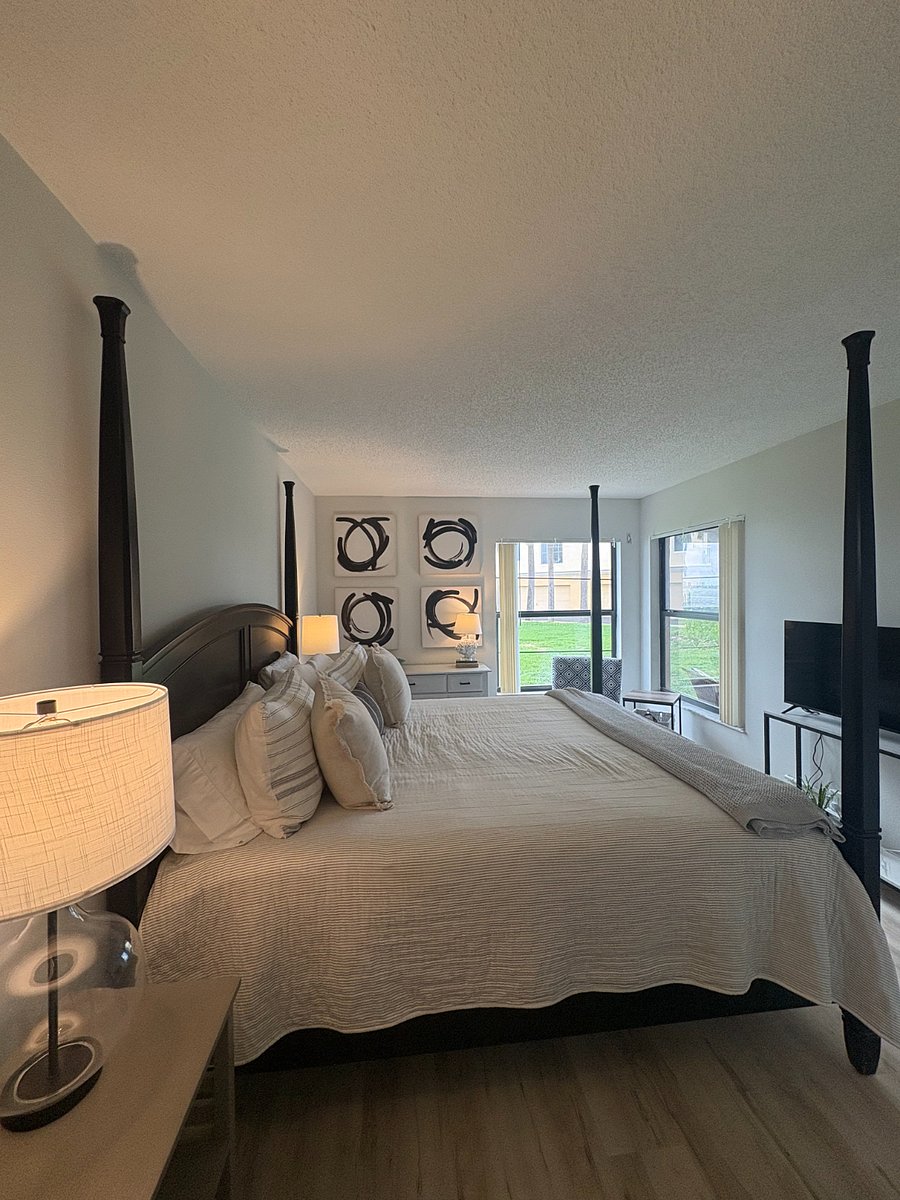 Luxury Waterfront in St Pete Beach - 879425 1 59963005 Full