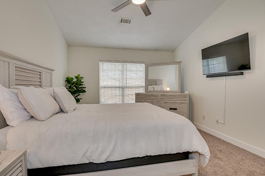 Furnished Finder property 879482_1 photo 17
