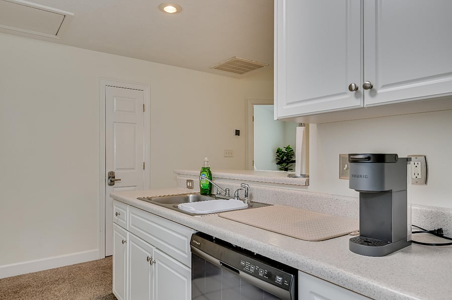 Furnished Finder property 879482_1 photo 13