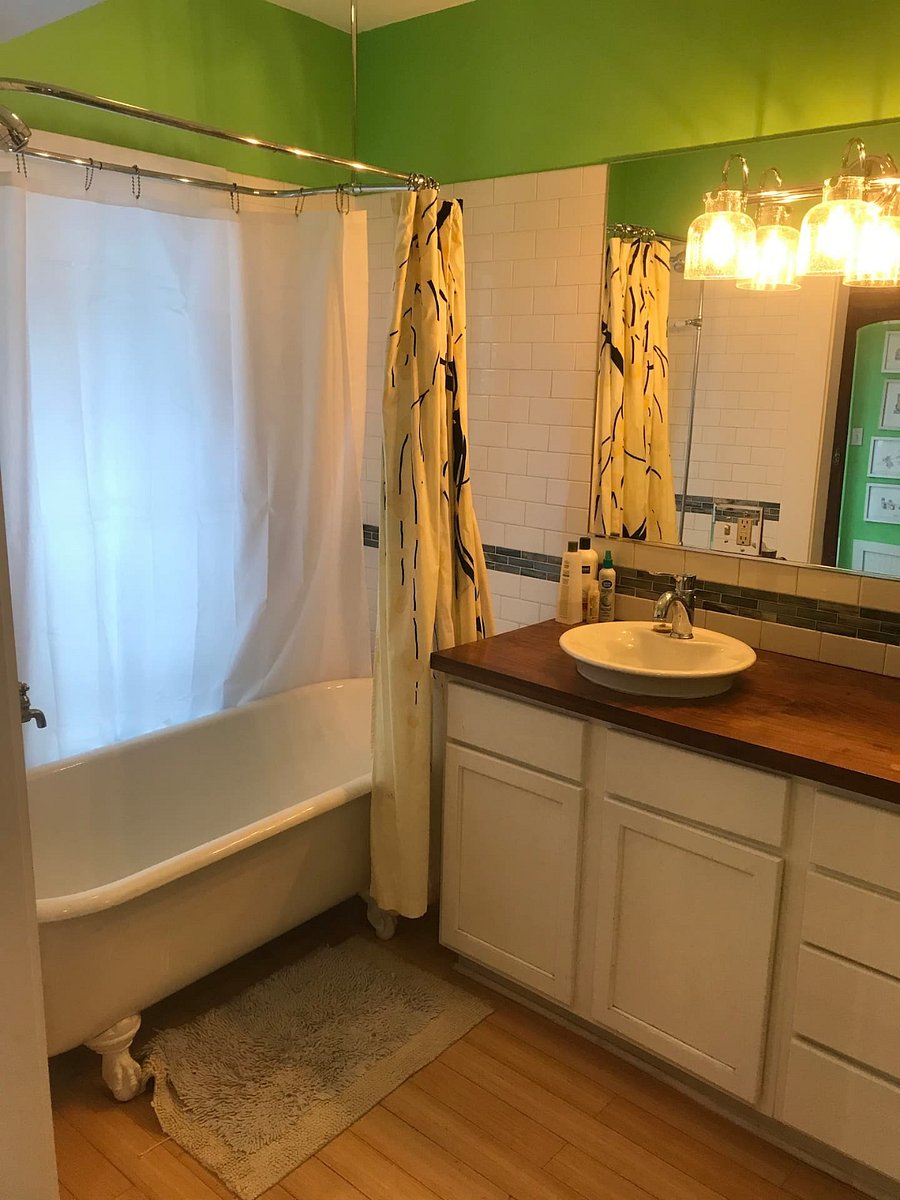 Furnished Finder property 879518_1 photo 17