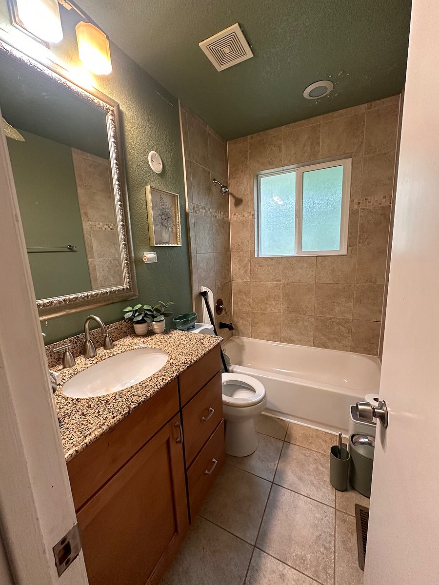Furnished Finder property 879536_1 photo 11