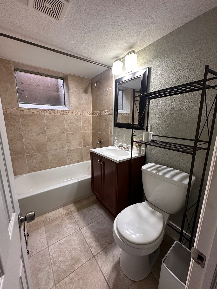 Furnished Finder property 879536_2 photo 7