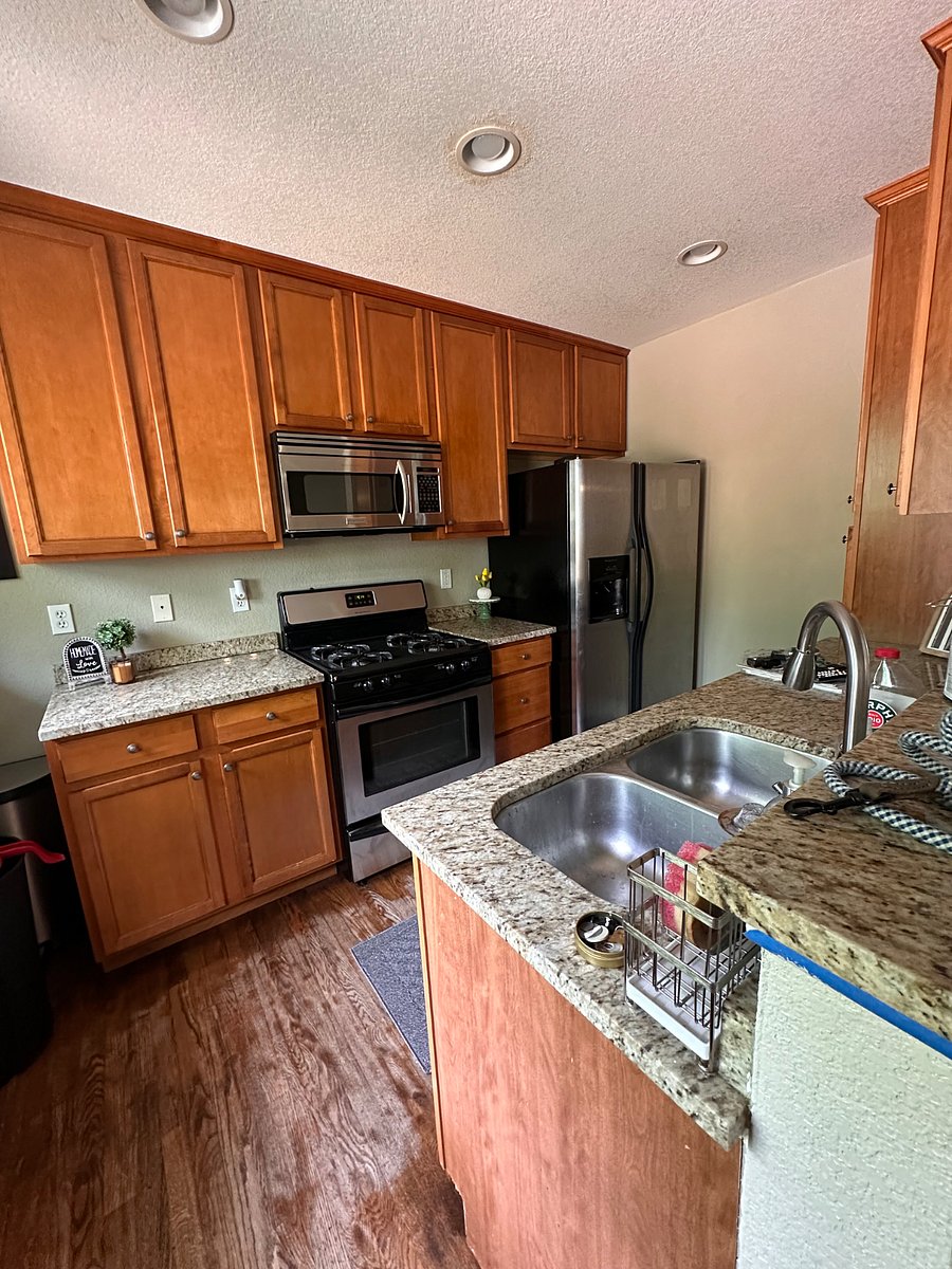 Furnished Finder property 879536_2 photo 9