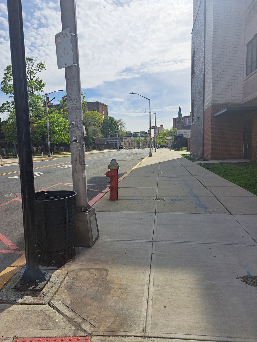 Ocean ave to walk towards the light rail train