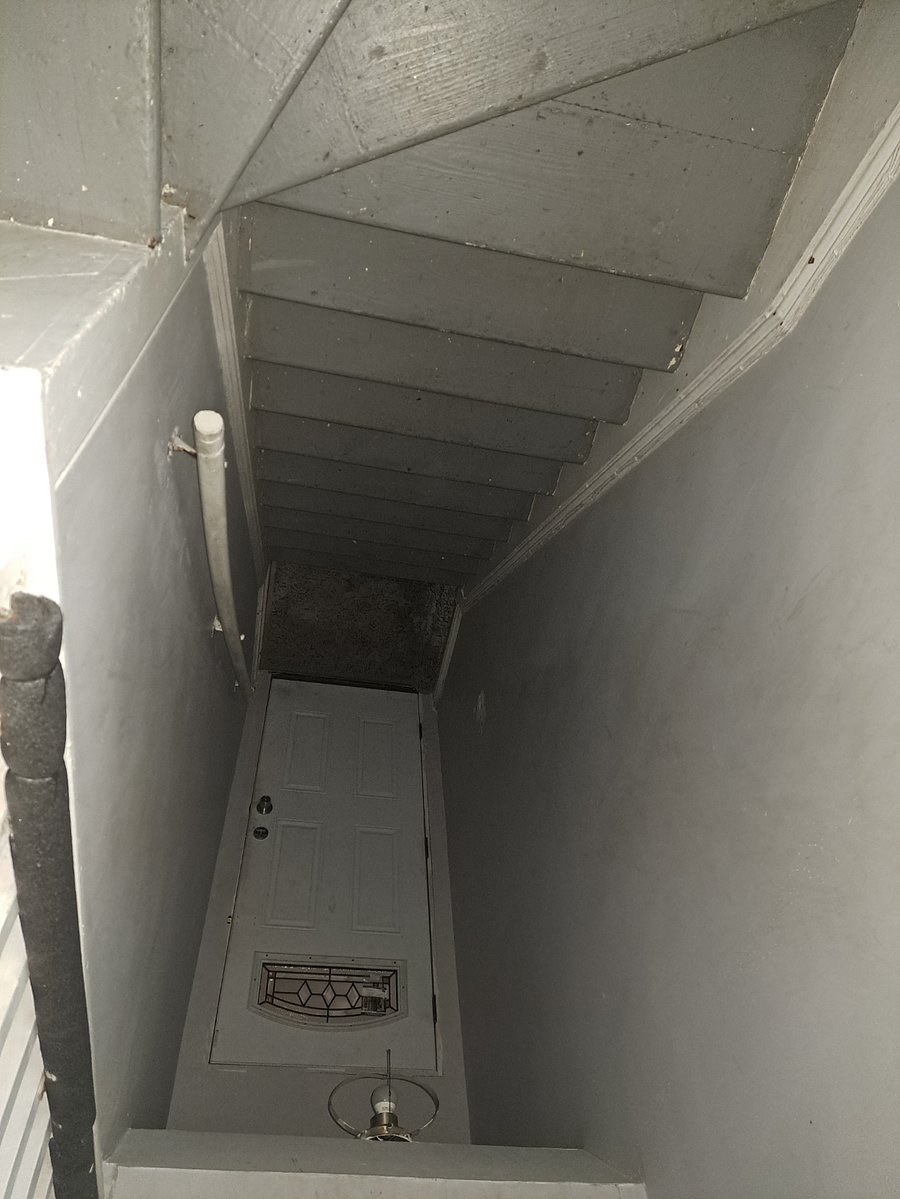 The stairs of the apartment