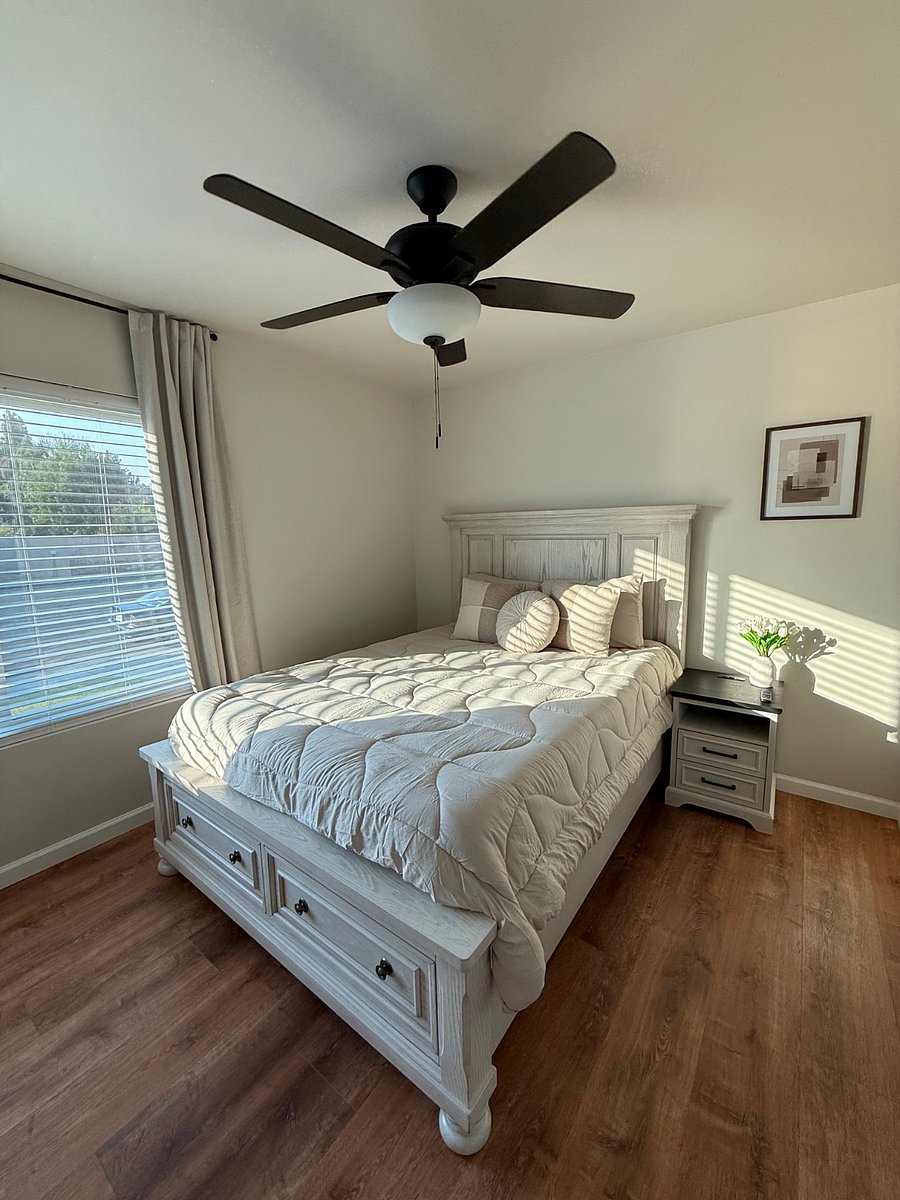 Queen Bedroom.
