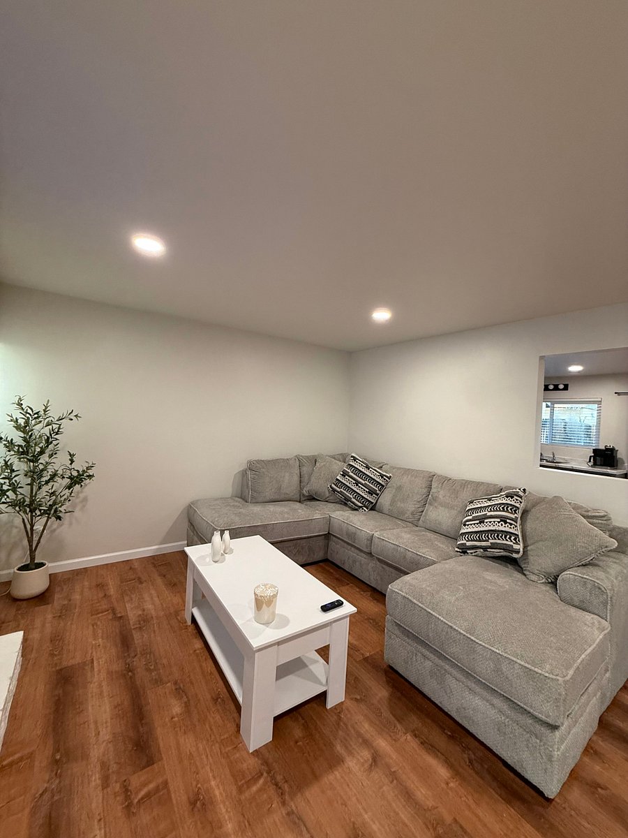 Furnished Finder property 879556_1 photo 3
