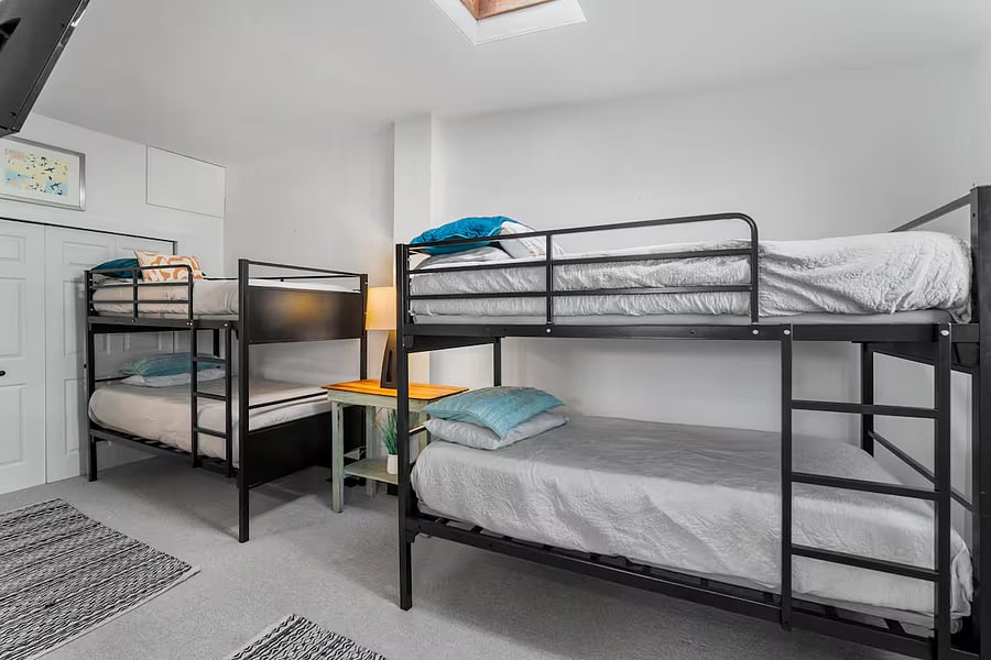 Bunkbed Room