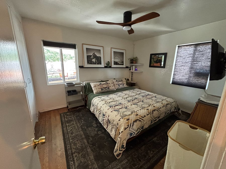 Bedroom - king bed